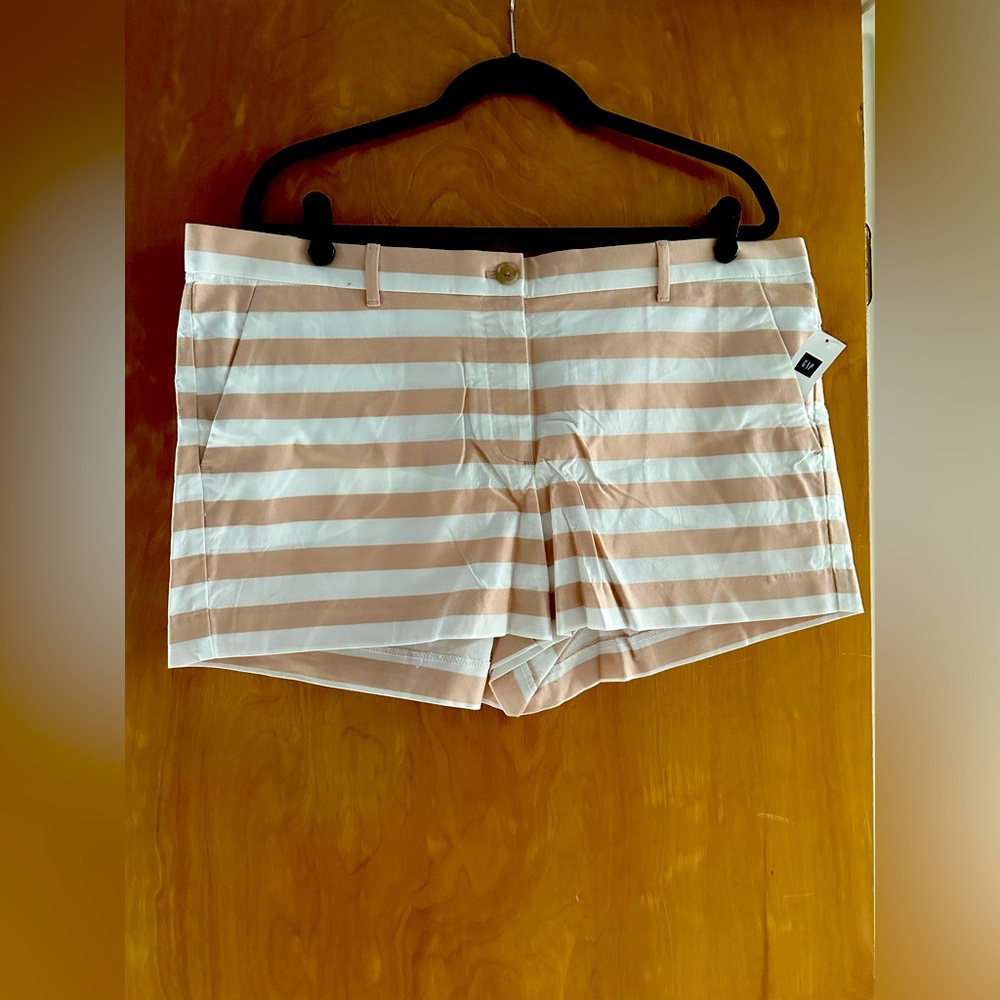 Gap shorts, horizontal striped, NWT, size 16.